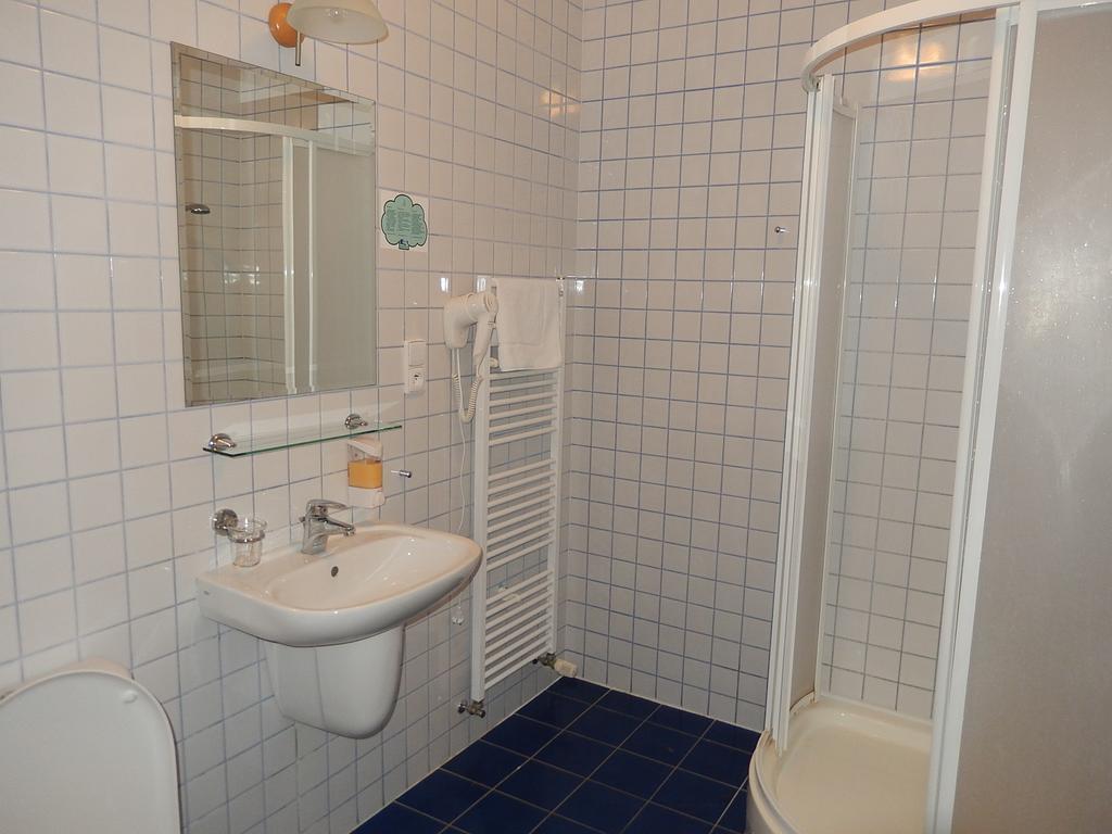 Hotel Buchlov Buchlovice Zimmer foto