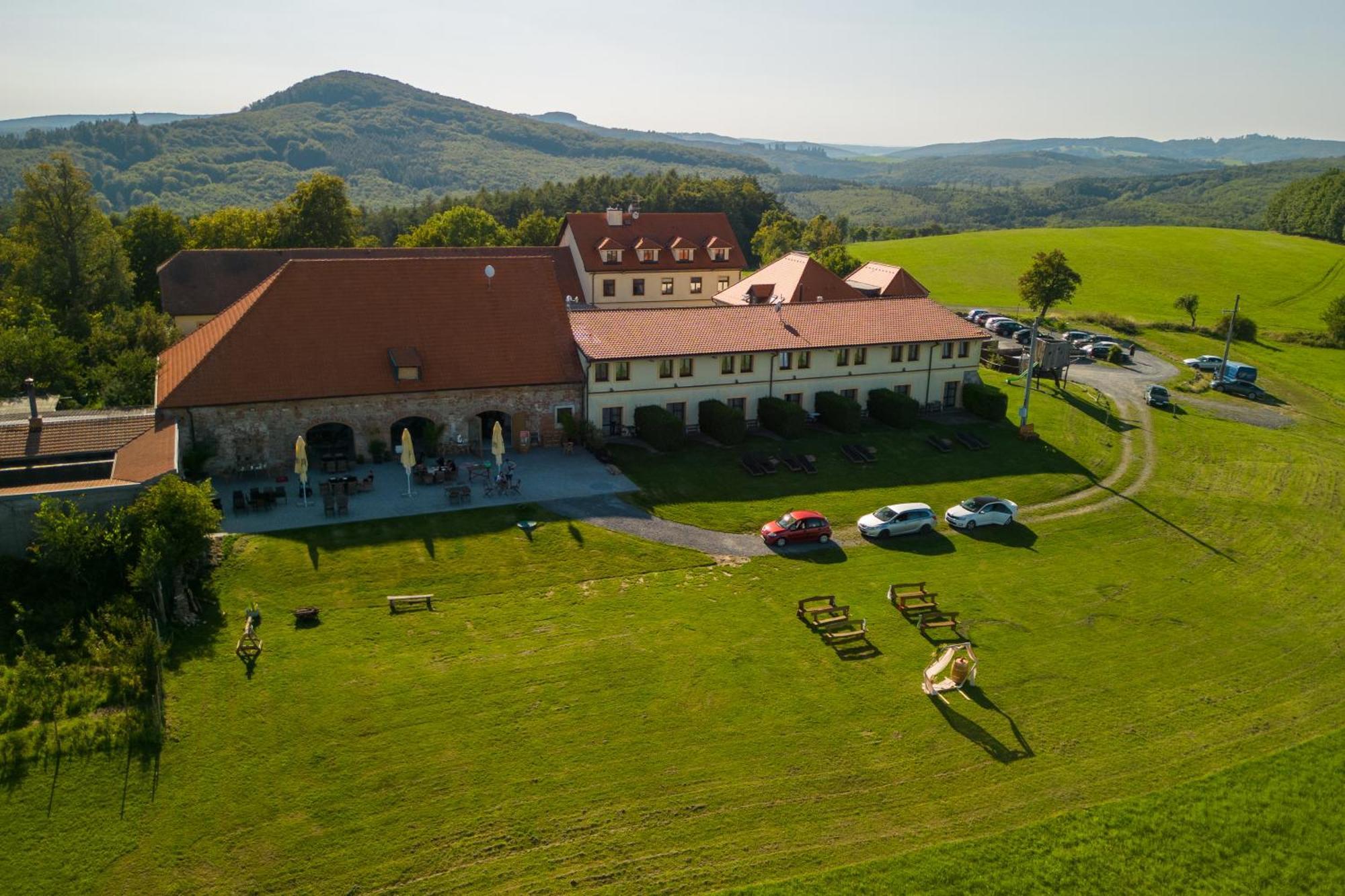 Hotel Buchlov Buchlovice Exterior foto